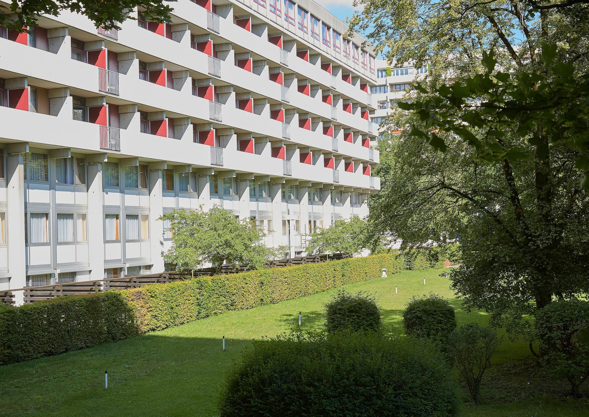 Living Hotel Am Deutschen Museum Мюнхен Экстерьер фото