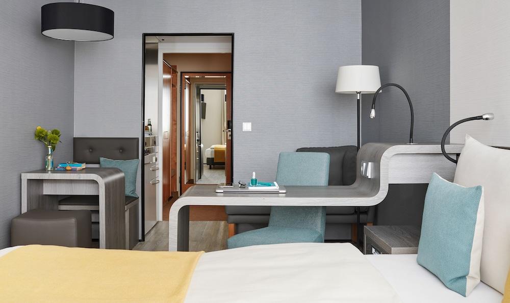 Living Hotel Am Deutschen Museum Мюнхен Экстерьер фото