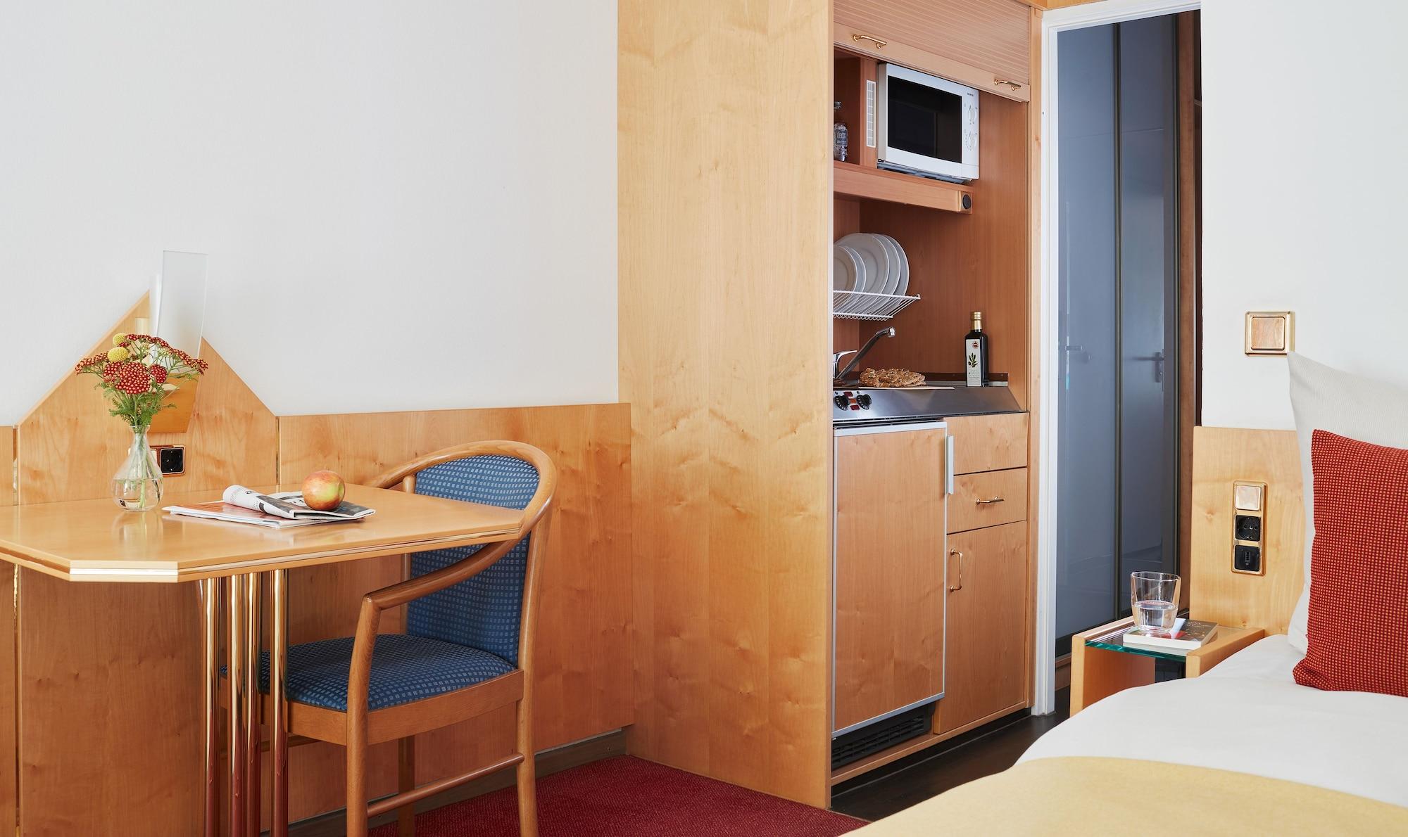 Living Hotel Am Deutschen Museum Мюнхен Экстерьер фото